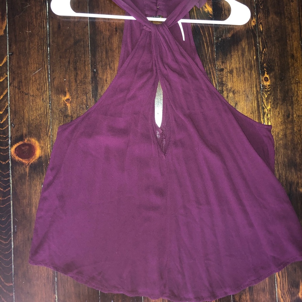 Twist Shout Front Keyhole Tank